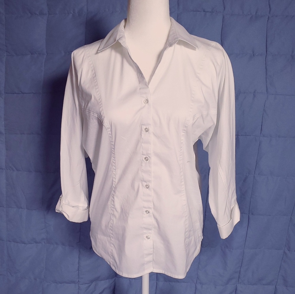 ¤ ***3/$20***Express Dolman Sleeved Button …